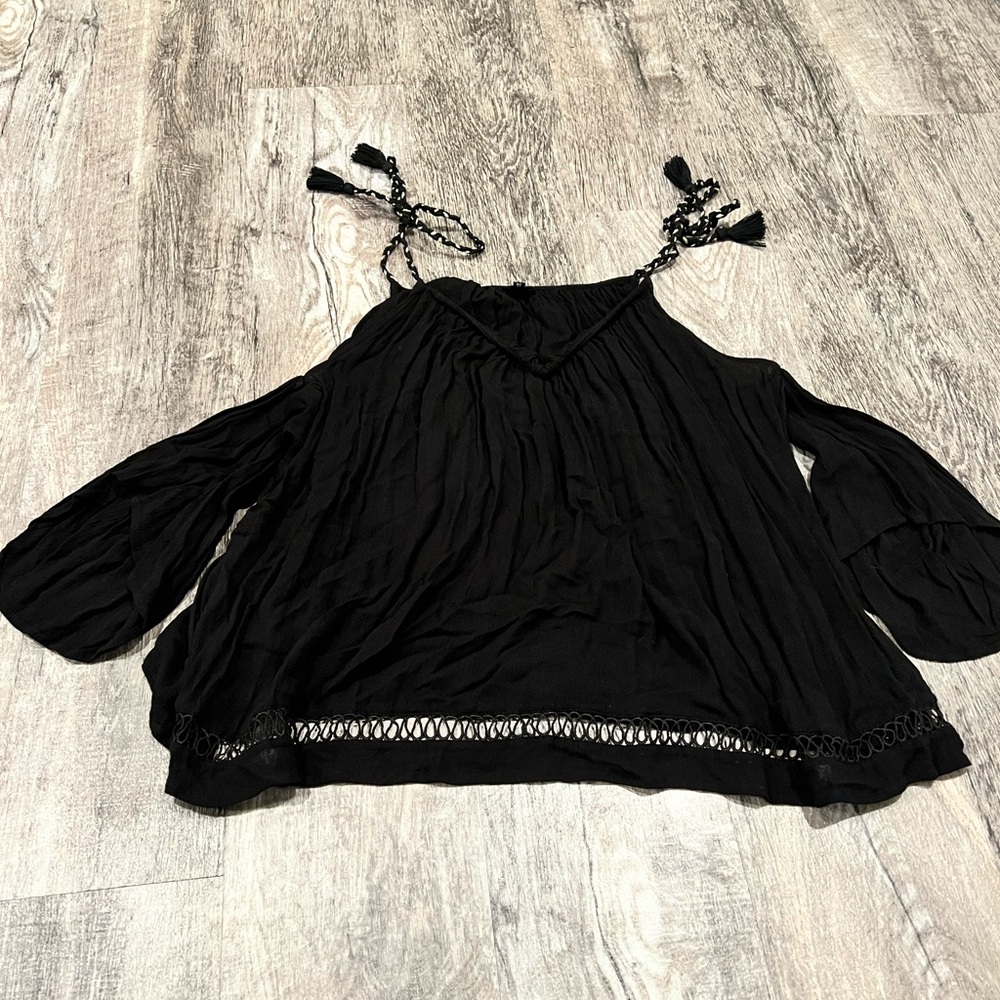 Black off the shoulder tank top